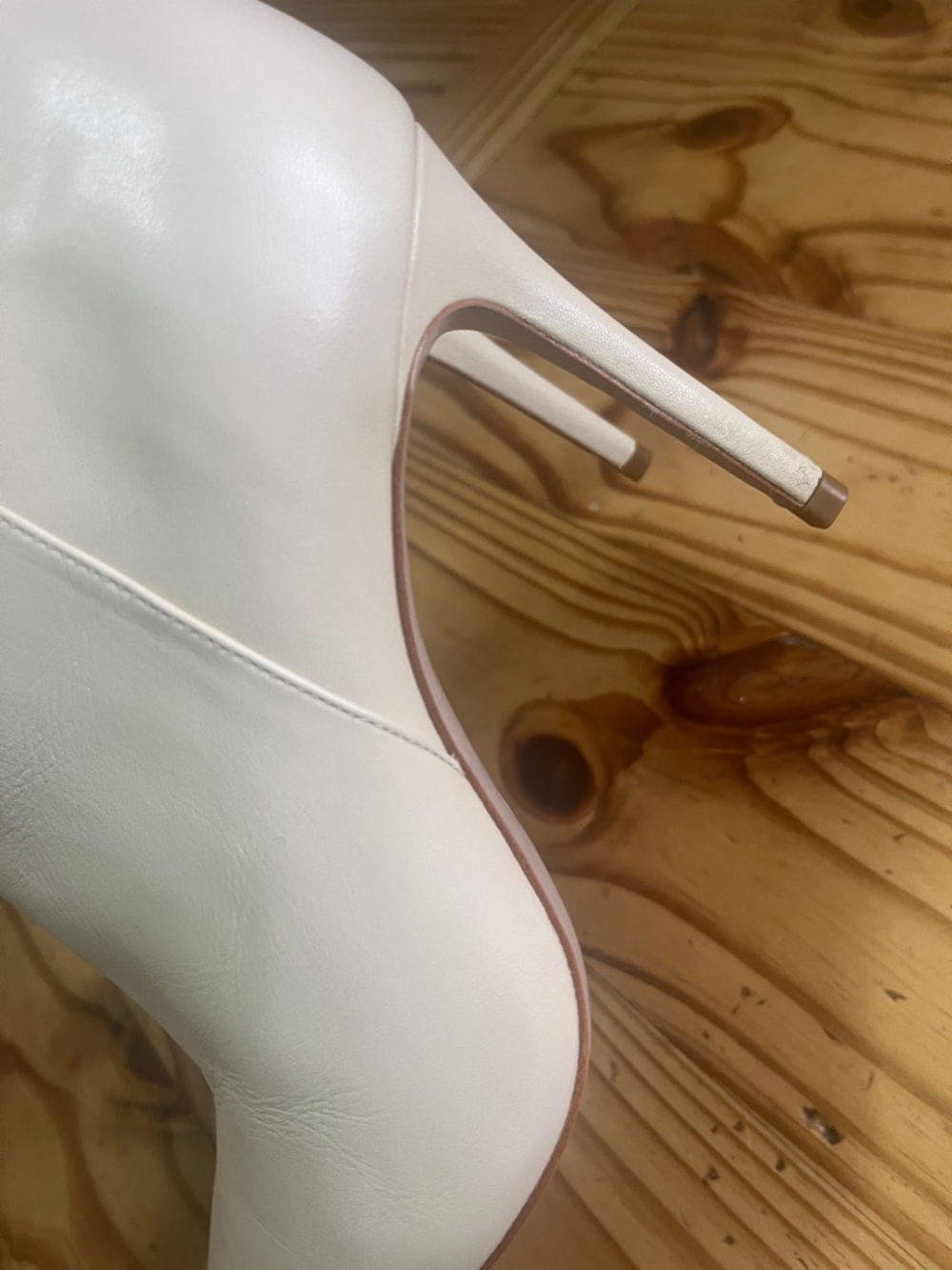 Schutz Blake Bootie Deluxe Pearl Cream - Picture 10 of 11